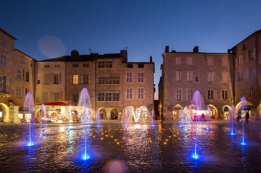 L'Indus 3 Etoiles Wifi, Netflix, Disney, Coeur De Bastide Villefranche-de-Rouergue Esterno foto